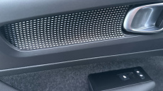 Volvo Xc40 2.0 B4P R DESIGN 5dr Auto Petrol Estate